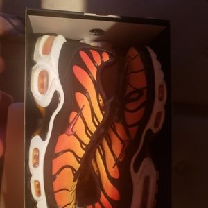 Nike Air Max size 10 women's